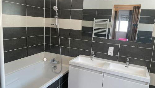 Villa Kevin piscine, pool house et pétanque 6 à 8 personnes - Photo 2