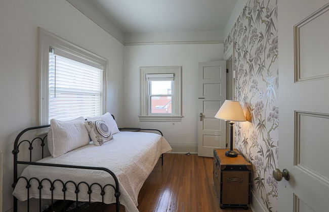 Offutt Manor - Photo 10