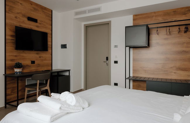 Belladonna Hotel - Photo 3