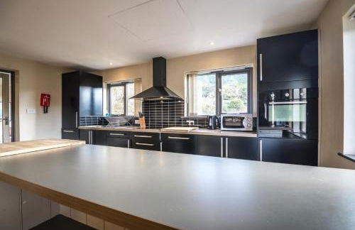 Rock Cottage - 3 Bedroom Holiday Home - Fishguard - Photo 18