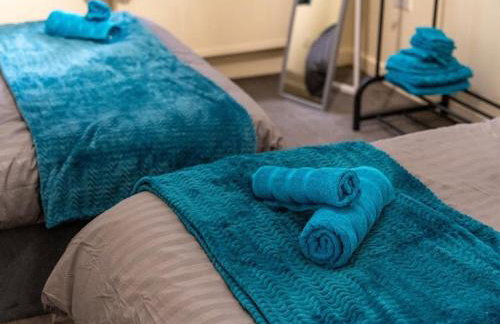 Elegant 2BR Escape Ideal for Long Stays - Foto 7