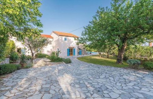 4 Bedroom Nice Home In Zgaljici - Foto 7