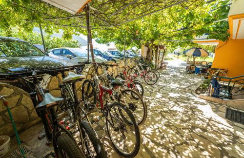 Odeon Hotel - Photo 86