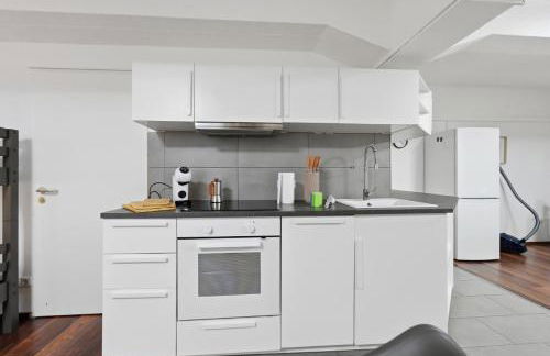 Yello Homes - Tiny Loft - 4 Personen - Flughafen - Foto 23