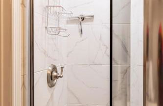 5 bedrooms with 4 Full Bath Fire Pit BBQ and Plush Amen on 1 2 acre - Photo 54