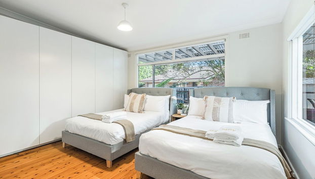 StayAU 4BRM Charming Home in Mt Colah - Foto 5, Servicio de la habitación