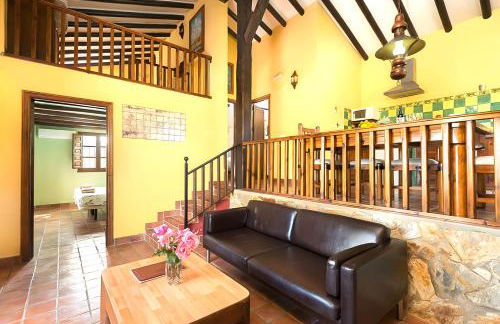 Rural cottage VINCENT van Gogh, with spectacular pool & OPTIONAL private 6 guests jacuzzi - Foto 42