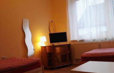 Zu Hause Bei Freunden - Foto 9