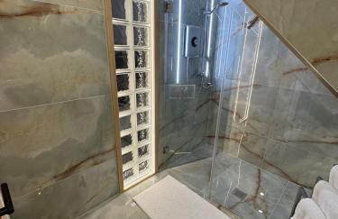 Shri's Palace beautiful getaway - Foto 26