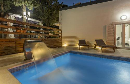 Luxury villa with a swimming pool Split - 13408 - Photo 16