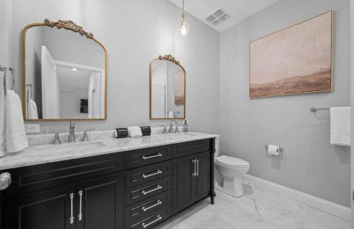 Stunning Penthouse Double King Suite on Butler Street with rooftop deck and free off street parking - Foto 31