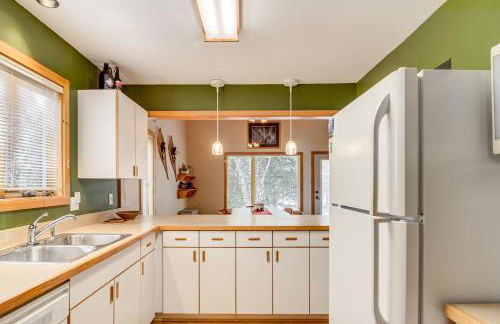 Family Cabin with Private Dock on Caribou Lake! - Foto 10