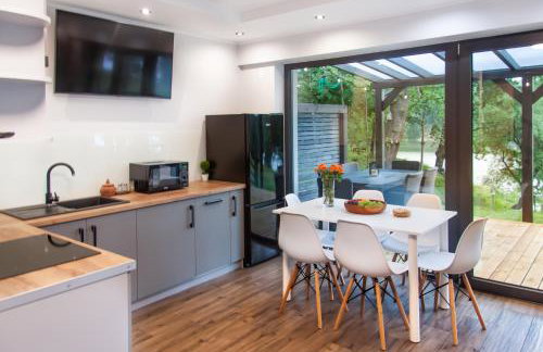 Brama Sanu - z prywatną linią brzegową Jeziora Solińskiego - pomosty - pontony - basen sezonowy - Foto 10