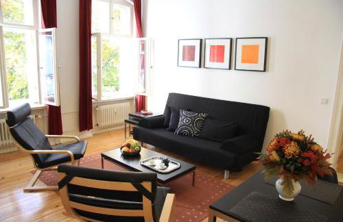 Nollendorf Apartments - 1 separate bedroom and 1 living room with sofa bed in Motzstraße - Foto 3