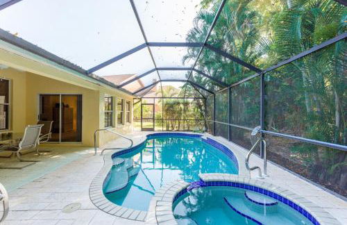 SERENE & ATTRACTIVE 3BR HEATED POOL/SPA HOME - Photo 32