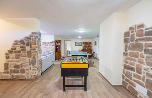 Villa San Lorenzo - Hilltop Villa With Private Pool, Jacuzzi & AirCO - Photo 62