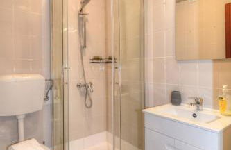 Charming T3 with patio, beach and surf - Foto 21