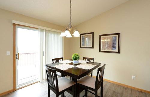 Updated Twin Home near Sanford Medical Center - Foto 15