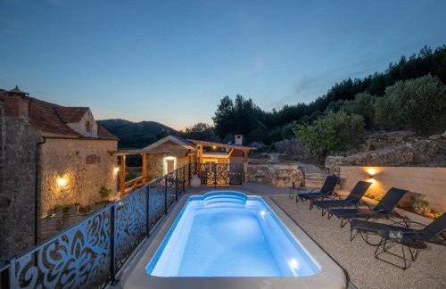 Stone House Prapatna-Two Bedroom Holiday Home with Swimming Pool - Foto 32