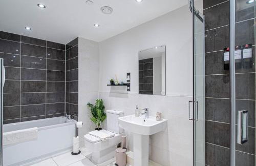 2BR River View Leeds Dock Apartment l Free Parking - Foto 19