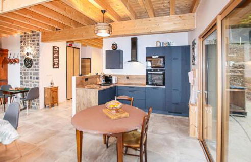 3 Bedroom Nice Home In Chambon-Sur-Lignon - Foto 7