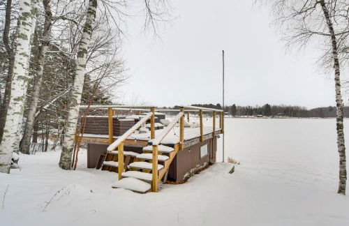 Waterfront Duluth Cabin with Deck and River View! - Foto 4