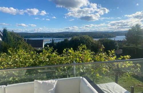 Villa Kaja by Maggie mit Pool, Kamin und traumhaftem Blick auf den Möhnesee - Foto 61