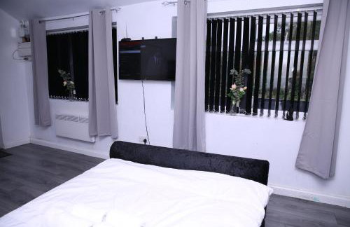 The Lodge Oldham - Photo 14