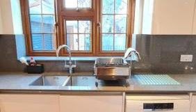 Luxury London House Sleeps x 16, Free Parking, Free Wifi, Garden Patio, Close to tube line easy access to Central London - Foto 3, stove, dishwasher