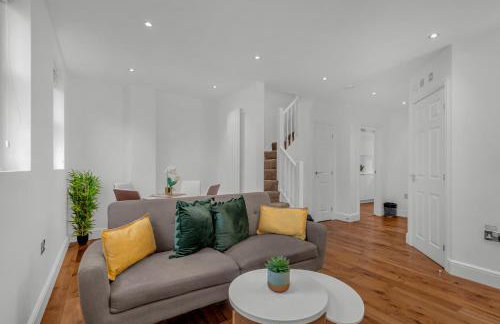 MySquare Vibrant and Sleek 2 Bed Apartment in Artillery Lane - Foto 22