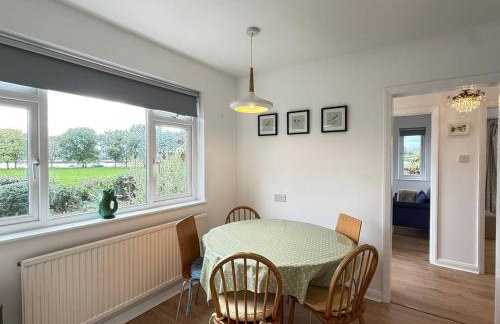 3 Bed Cottage in Central Topsham overlooking the River Exe with Parking - Foto 4