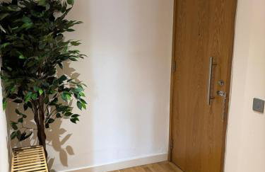 LUX 2bed City Centre and AO Arena Free Parking Modern Apt - Foto 13