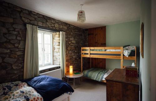 Farmhouse Charm with Modern Style in Pembrokeshire - Foto 55