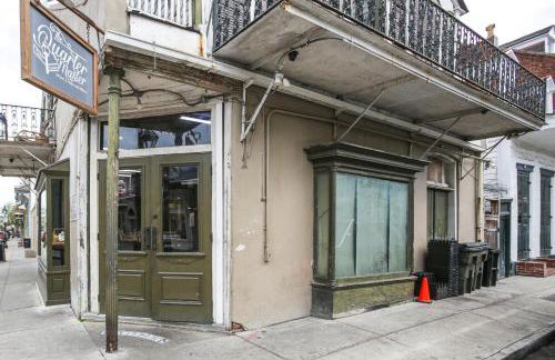 Updated Bourbon Street Condo with Smart TVs! - Foto 25
