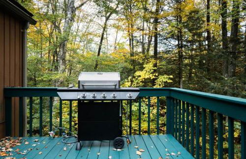 Berkshire Vacation Rentals: Stonebridge Cabin: Modern Amenities Enjoy Nature - Foto 21