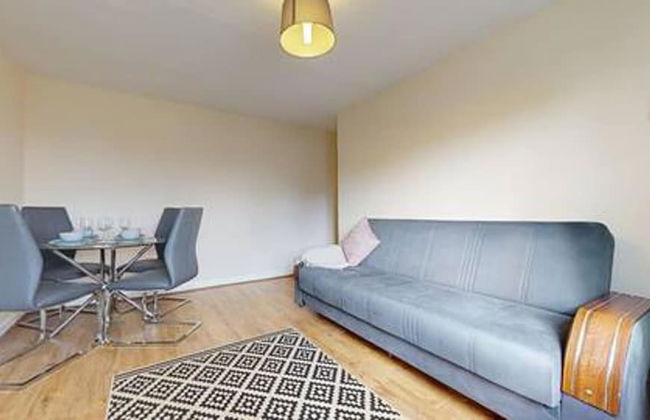 Captivating 2-bed Apartment in Stanford-le-hope - Foto 8