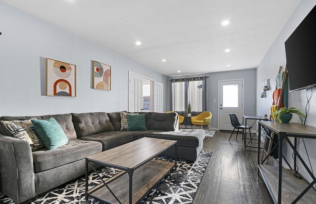 The Waterfront - Waterslide Game Room Sleeps 26 - Foto 51