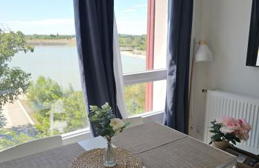 Lakeside Provence - Appartement classé 4 étoiles, Vue sur le lac de Monteux, Parking sous-sol, double clim - Foto 27