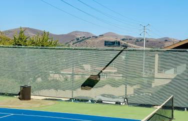 Luxury Pool View Spa Suite-Massage Chair-Steam Sauna-Welcome Champagne ! - Foto 10