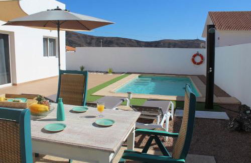 Casa piscina privada climatizada Tarajalejo 3 habitaciones - Photo 3