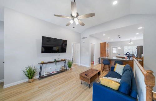 3BR 2BA Home with King Queen & Twin Beds - Foto 8