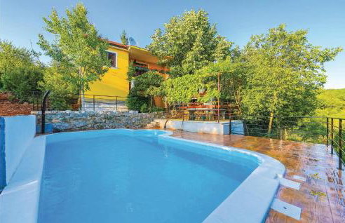 Two-Bedroom Holiday Home In Trilj - Photo 6