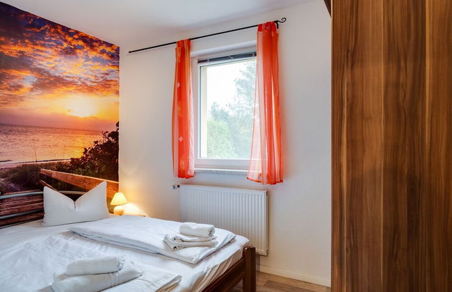 Snug Apartment in Kalkhorst with Terrace near City Center - Foto 26