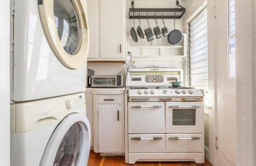 Charming 1920s Hermosa Bungalow Steps from The Strand - Foto 18