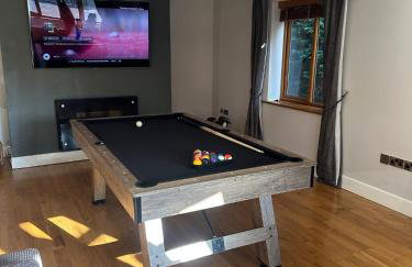 Serene Retreat - Hot Tub - Pool Table - Close to New Forest and Bournemouth Beach - Sleeps 12 - Foto 11