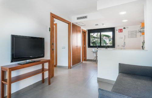 Aparthotel Las Palmeras Castelldefels - Photo 28