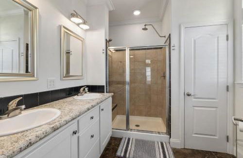 Boatyard Oasis - Modern Charm - Mins to Downtown - Foto 16