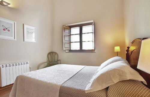 Mansion in Nava with Pool & Terrace - Foto 13