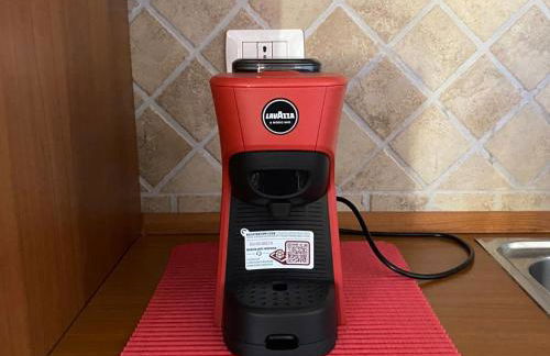 Lisa's lovely house - Photo 5