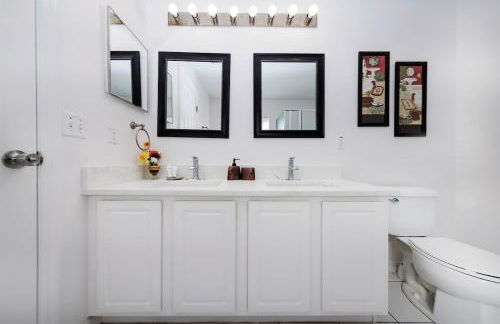 Spacious 6BR 4BA Villa, Private Pool, Near Disney - Foto 21